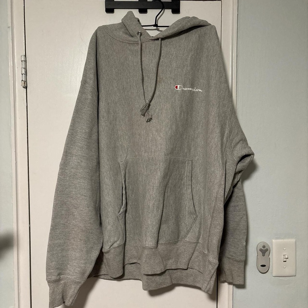 Champion Gray Sweatshirt Athleisure Essential